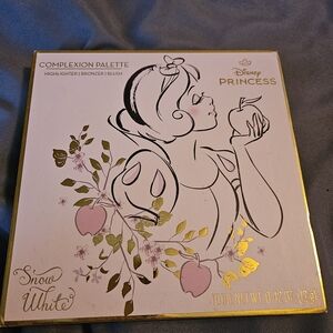 Disney Princess Complexion Palette with Gold Accents And Mirror